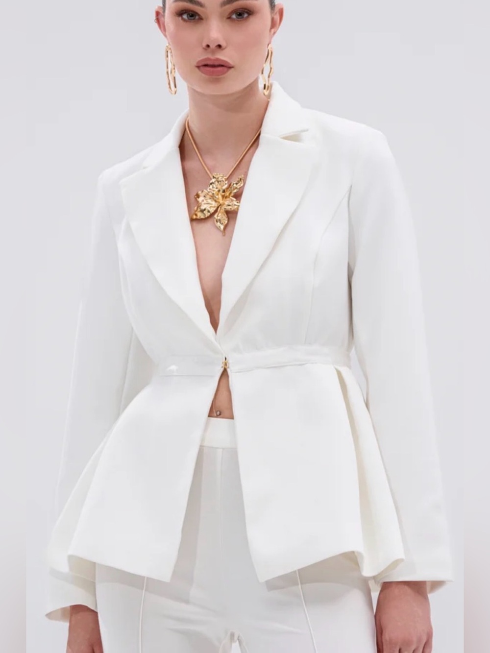 NWT AKIRA White Peplum Tailored Blazer with Single-Hook Closure size S